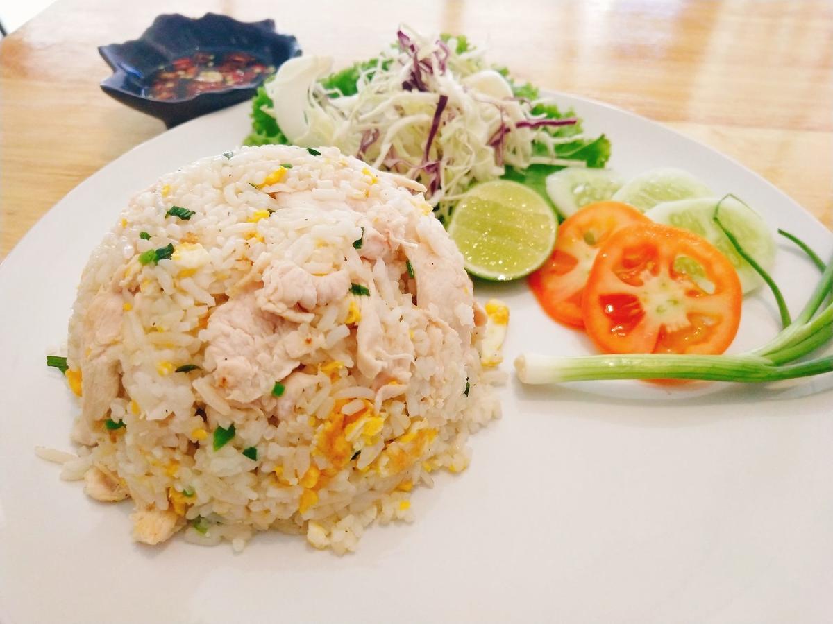 Hostel Cha Cha Cha Pattaya Zewnętrze zdjęcie