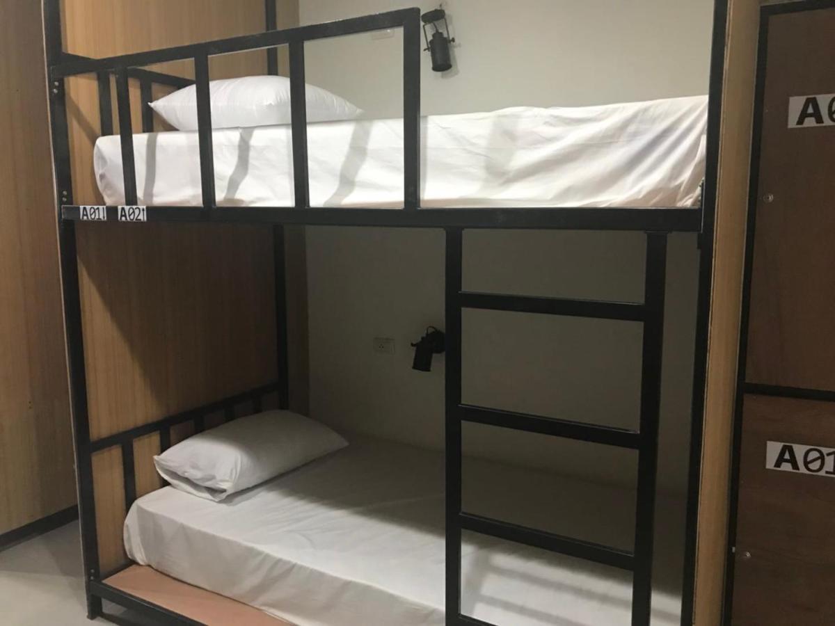 Hostel Cha Cha Cha Pattaya Zewnętrze zdjęcie
